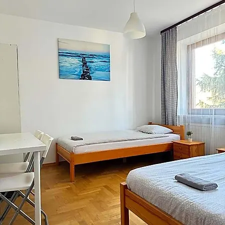 Hostel Gajowa *