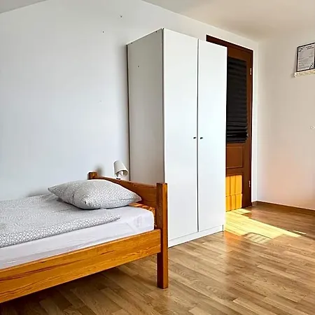Hostel Gajowa *
