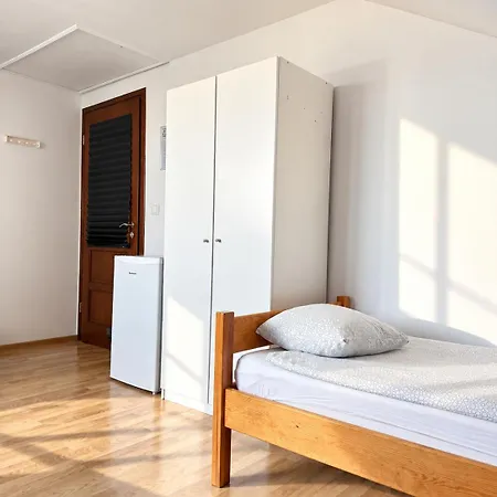 Hostel Gajowa *